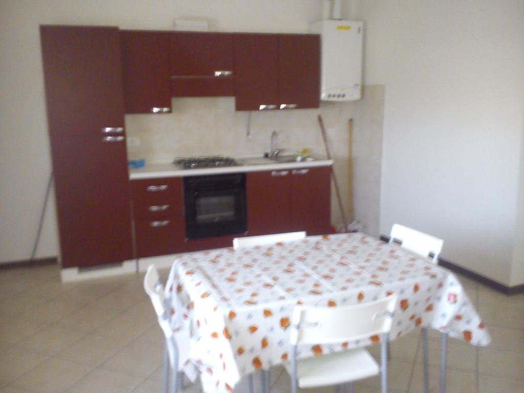 Casa Vacanza Holiday Villa Pieris Eksteriør bilde